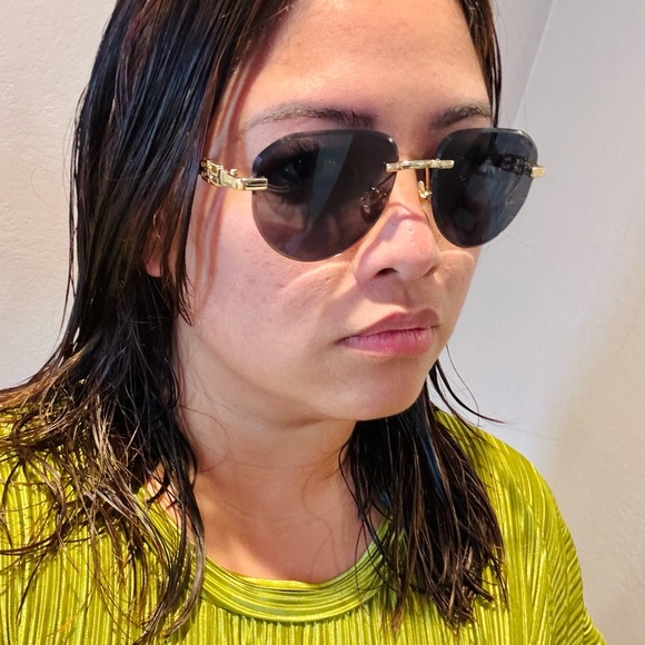 Balenciaga Black and Gold Sunglasses - Picture 6 of 6